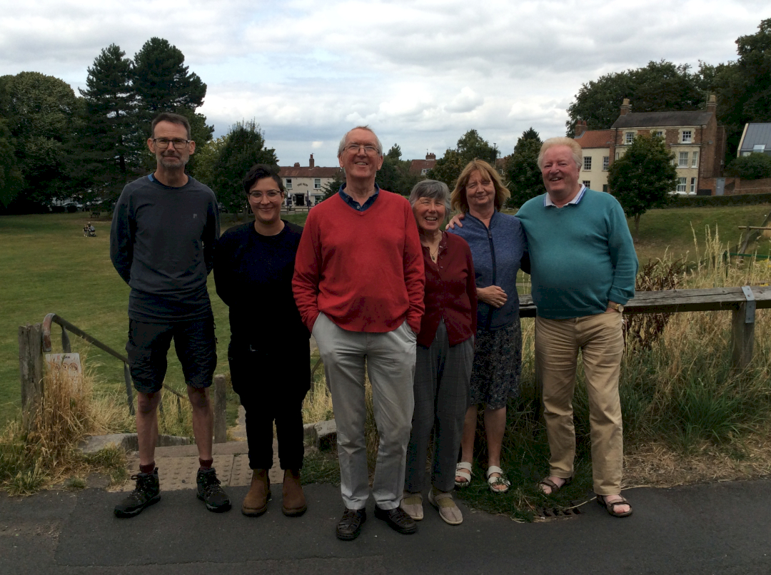 6 Kindlers at the Aug 2024 residential overlooking the green near the Acomb Meeting House, York.